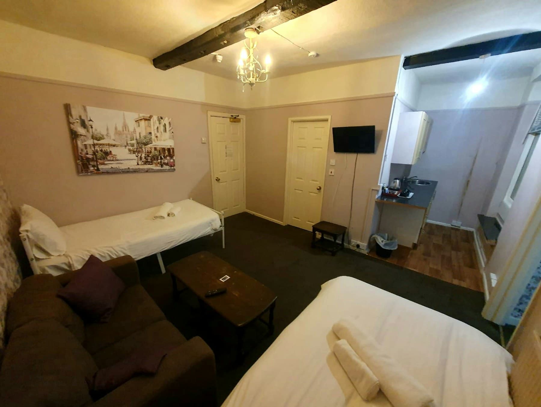 Standard Family Room
